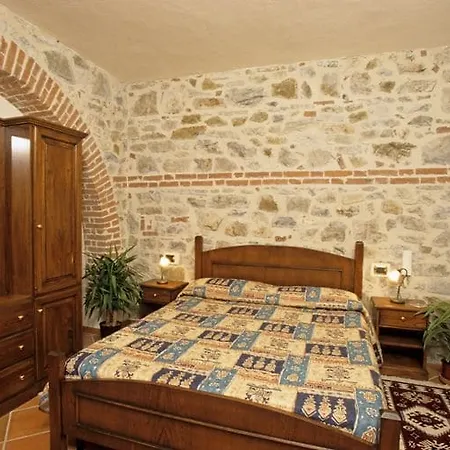 Villamagra Hotel 3*